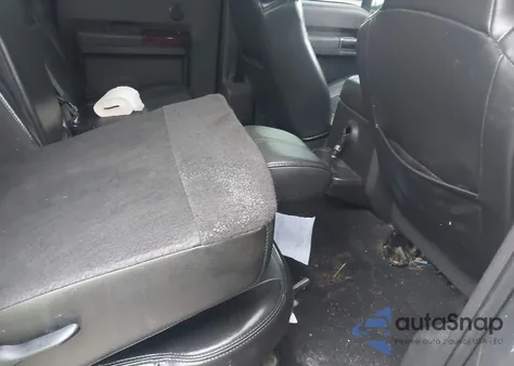 2010 Ford F-250 Cabela's/Harley-Davidson/King Ranch/Lariat/Xl/Xlt z USA, uszkodzony, nr VIN 1FTSW2BR9AEA39706